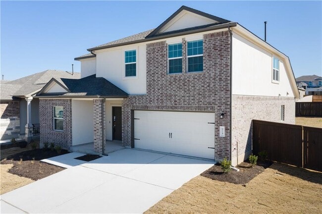 Building Photo - 924 Bluewood Bend