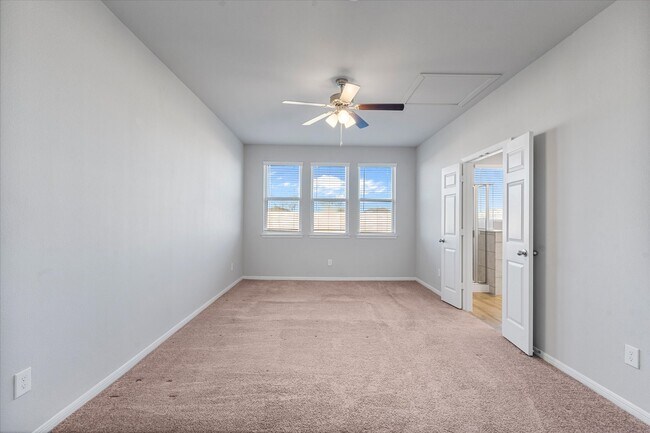 Building Photo - 10610 Scrub Oak Dr