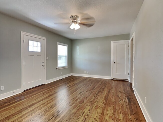 Building Photo - 1921 NW 38th St