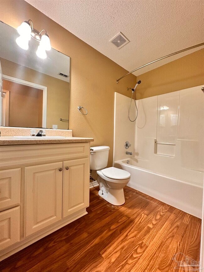 Building Photo - 4856 Genevive Ct