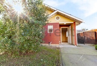 Building Photo - 3520 Y St