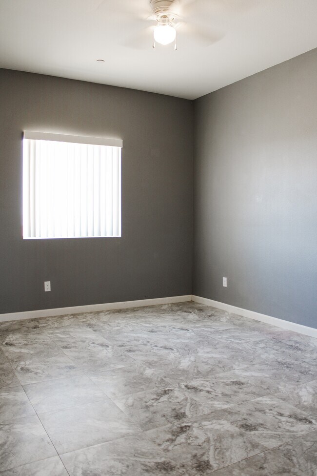 Building Photo - 1381 Soledad Ave