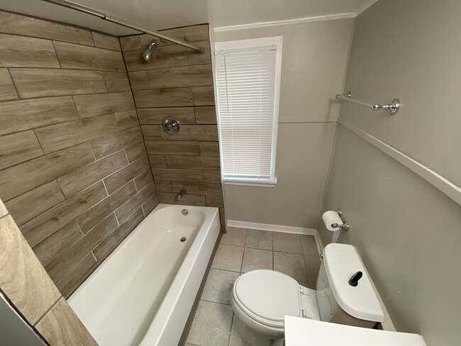 Bathroom - 2718 Ridge Rd