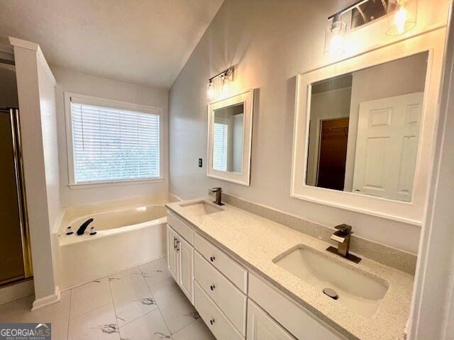 Building Photo - 3320 Northcliff Dr