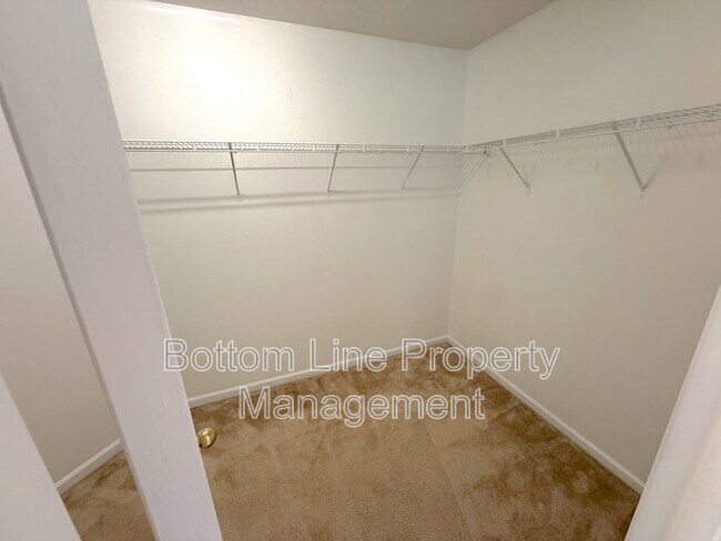 Building Photo - 13518 Quiet Stream Ct
