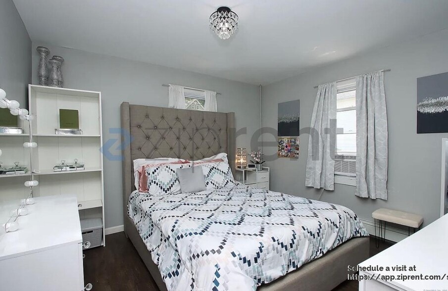 Building Photo - 58 Litchfield St