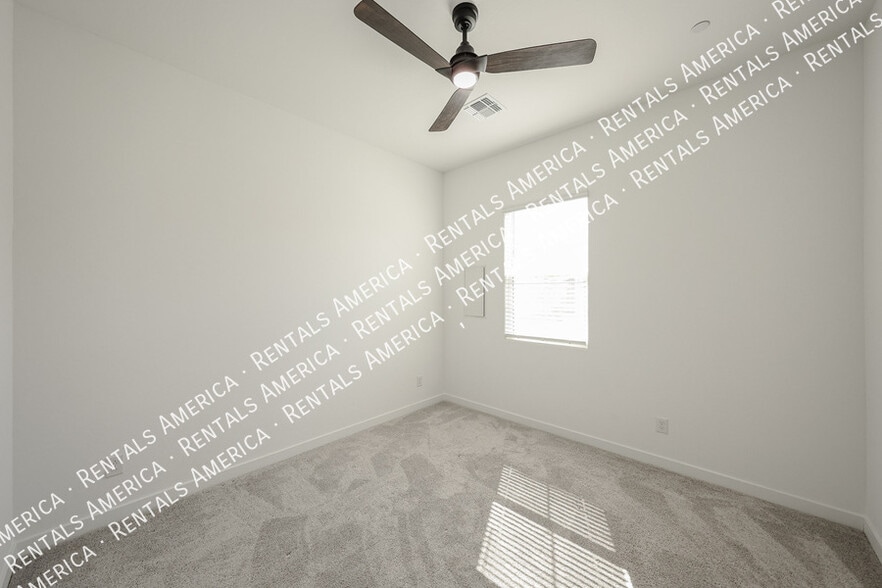 Building Photo - 3812 E Bartlett Way