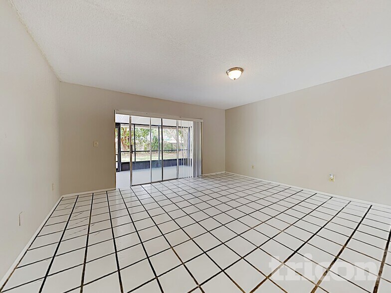 Building Photo - 14607 Knoll Ridge Dr