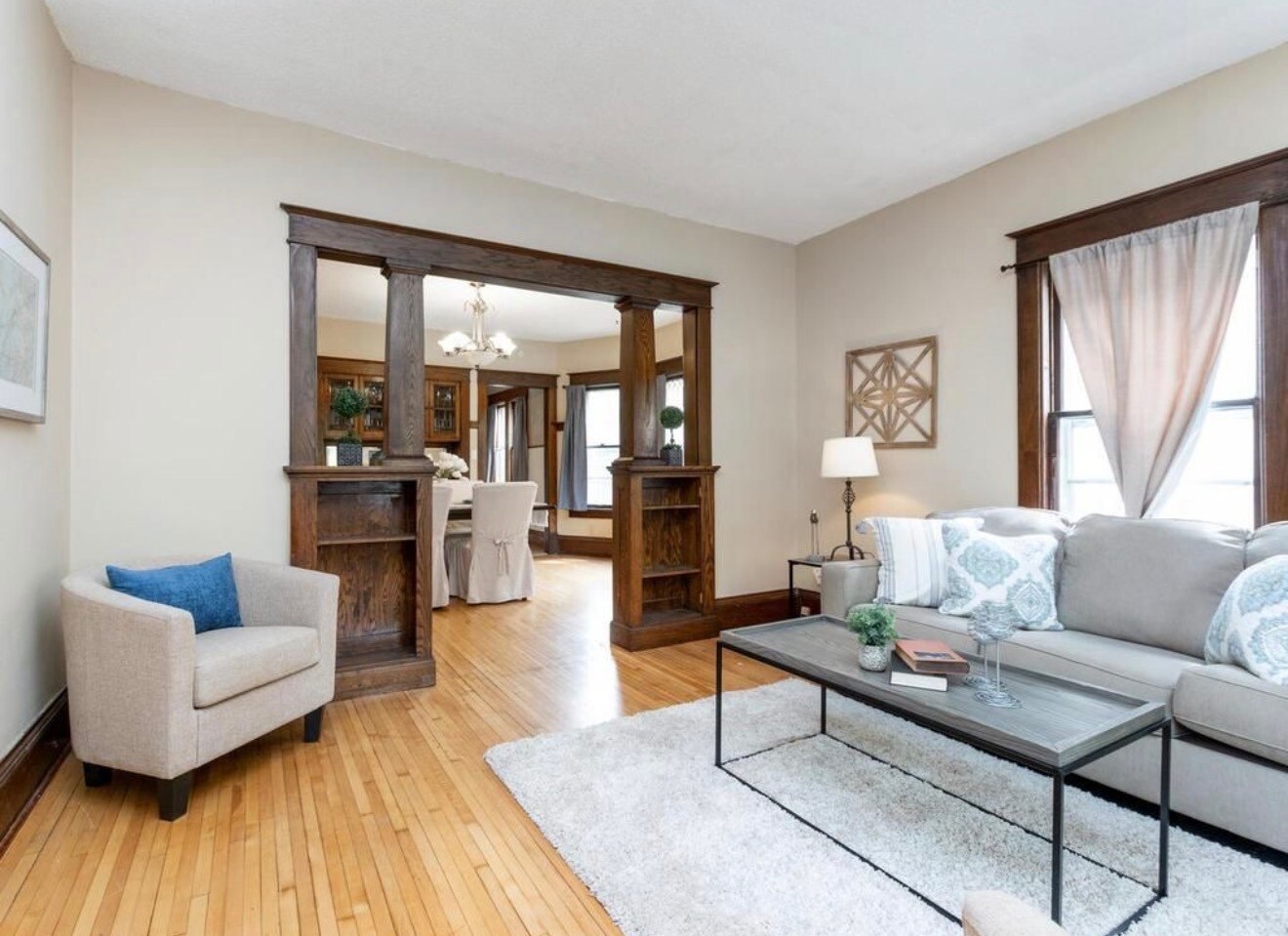 Building Photo - 2642 Emerson Ave N