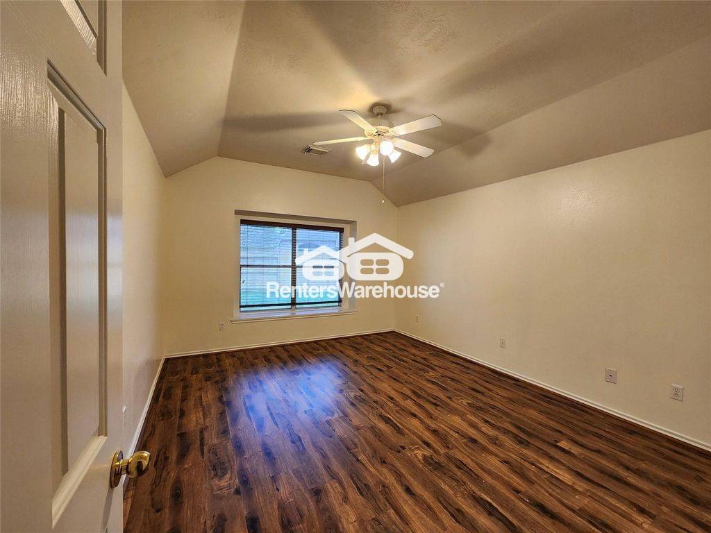 Building Photo - 24422 Travis House Ln