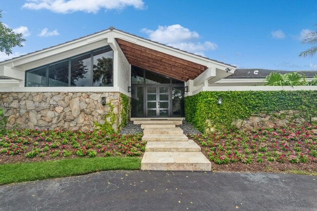 Building Photo - 15405 SW 73rd Ct