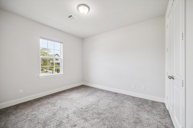 Building Photo - 10014 Serenity Grv Dr