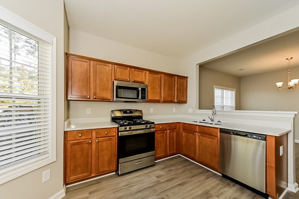Building Photo - 512 Anglewood Trace