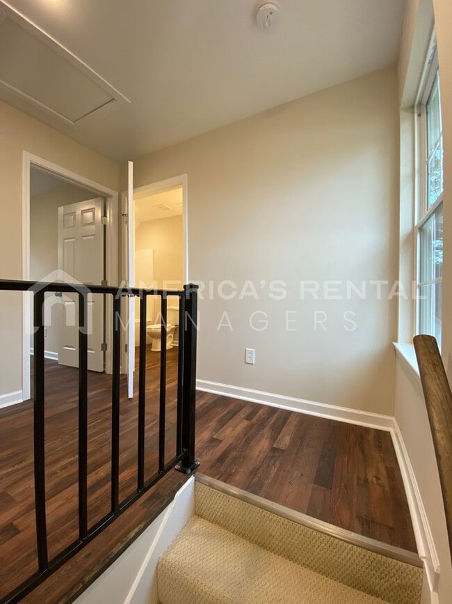 Building Photo - Home for Rent in Cullman! View with 48 Hou...