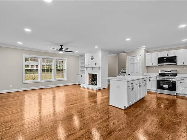 Building Photo - Earn Wealth While Leasing - Like a Homeowner - Lease to Own