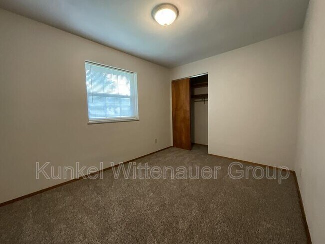 Building Photo - 510-C S 38th St