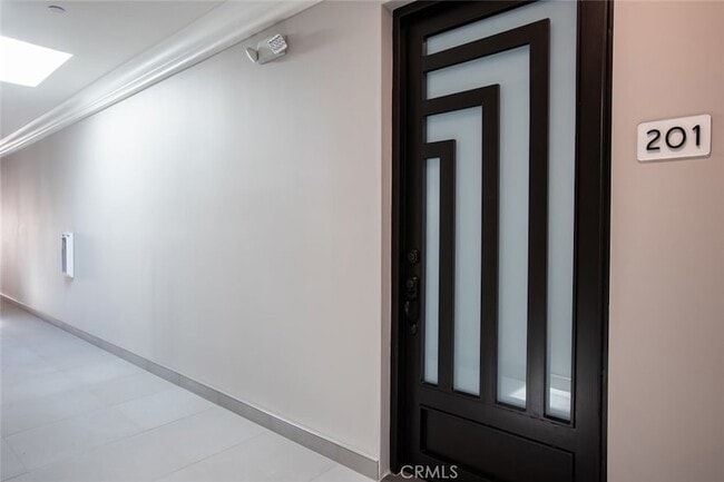 Building Photo - 2225 Mira Vista Ave