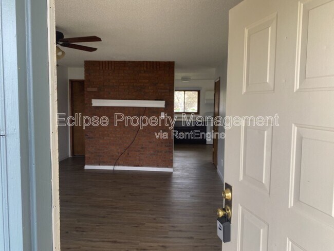 Building Photo - 230-229 29 Rd