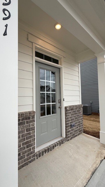 Building Photo - 991 Lost Creek Pkwy