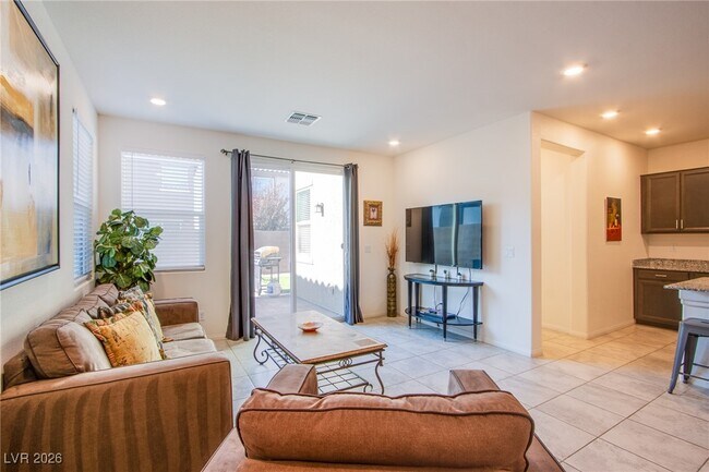 Building Photo - 9858 W Meranto Ave