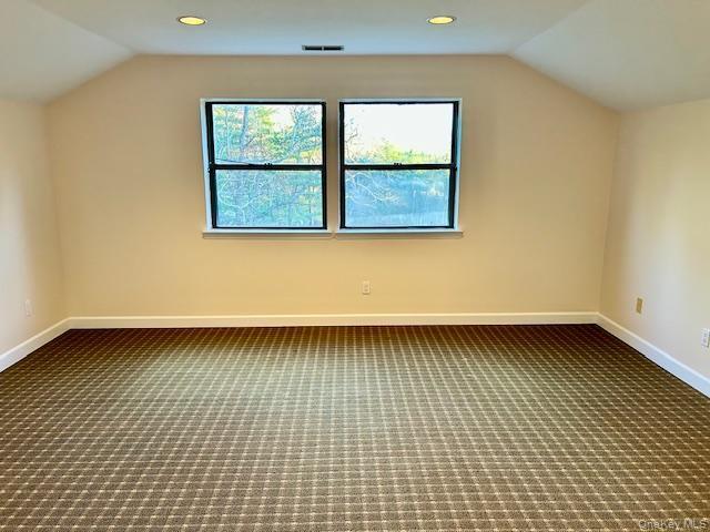 Building Photo - 5 Carman Ct