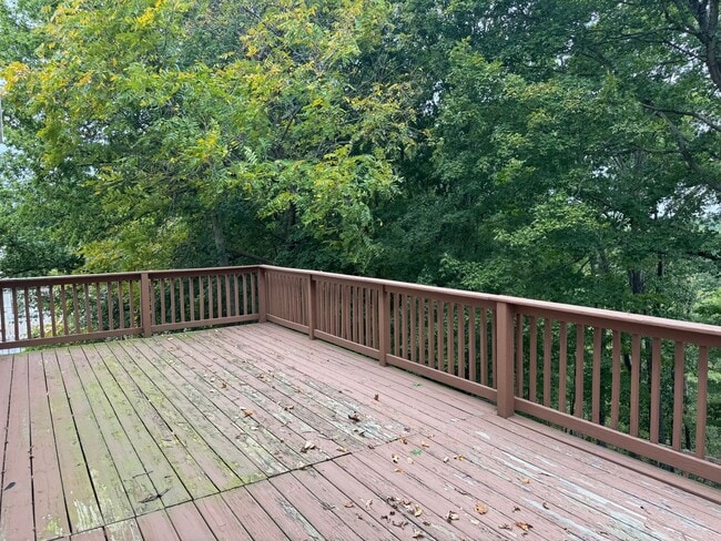 Building Photo - 2587 Elkmont Dr