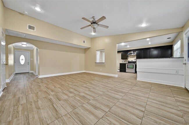 Building Photo - 5107 Girnigoe Dr