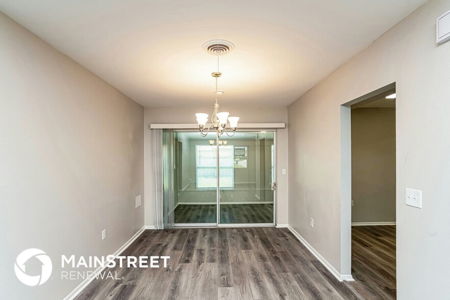 Building Photo - 604 Shamrock Blvd