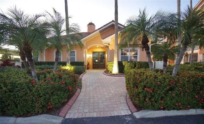 Building Photo - 5000 Culbreath Key Way