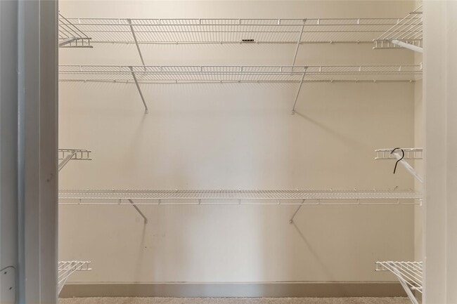 Building Photo - 1901 Post Oak Blvd