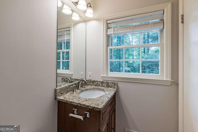 Building Photo - 4472 Old Mabry Pl