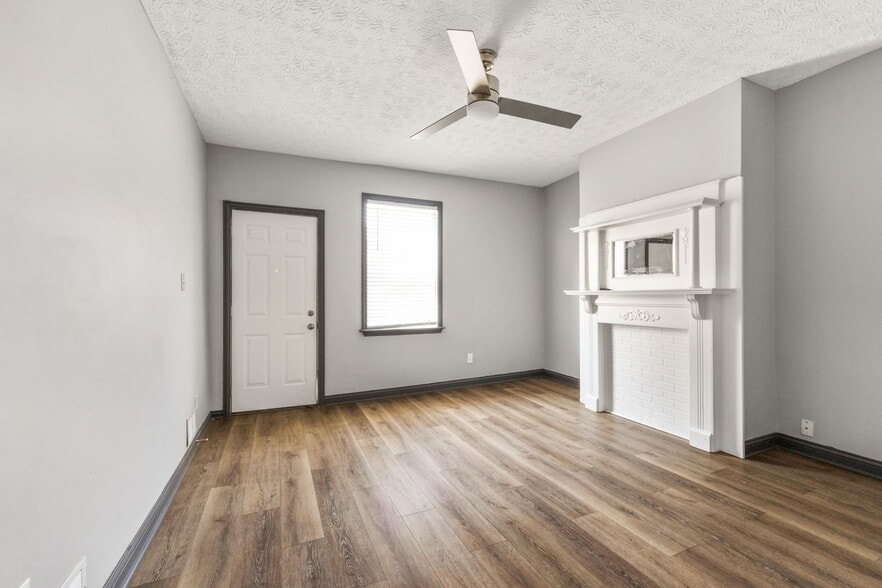 Building Photo - 957 Harrison Ave