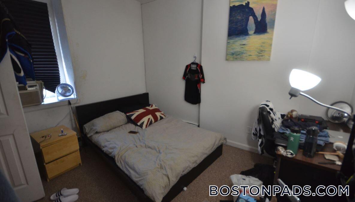 Building Photo - 486 Massachusetts Ave