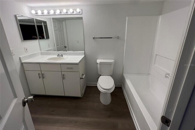 Building Photo - 2203 Yankee Pl