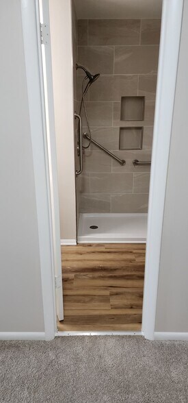 Building Photo - 5842 Holly Hock Pl