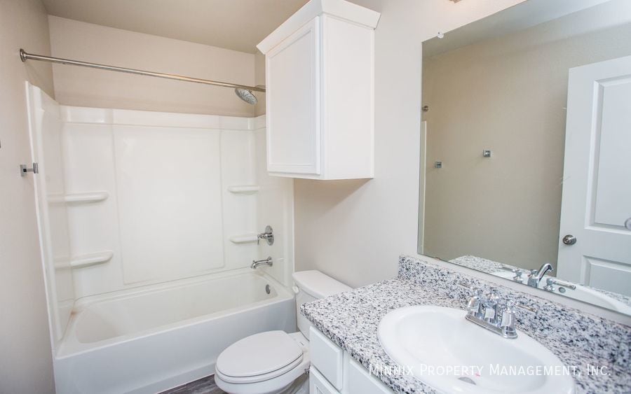 Building Photo - 2010 Kirksey Ave