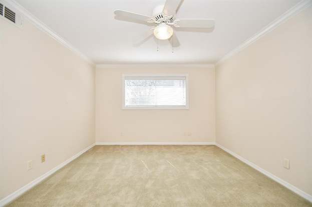 Building Photo - 7225 Beechnut St