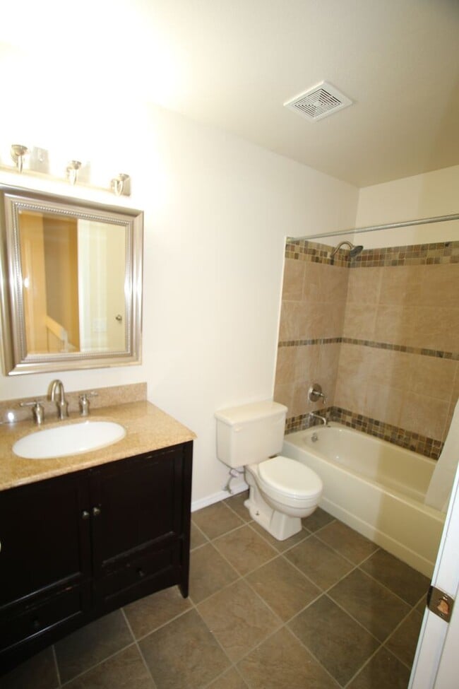 Building Photo - 5941 Keyann Cir