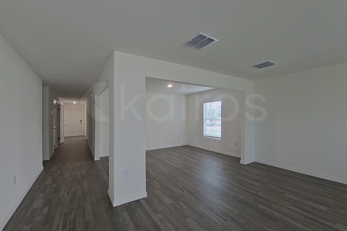 Building Photo - 21262 Quesada Ave