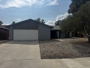 Building Photo - 15086 Dakota St