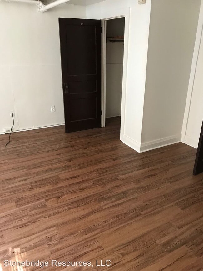 Building Photo - 112 Odell Pl