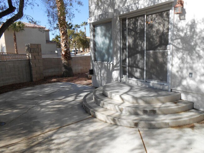Building Photo - 3468 Martin Hall Dr