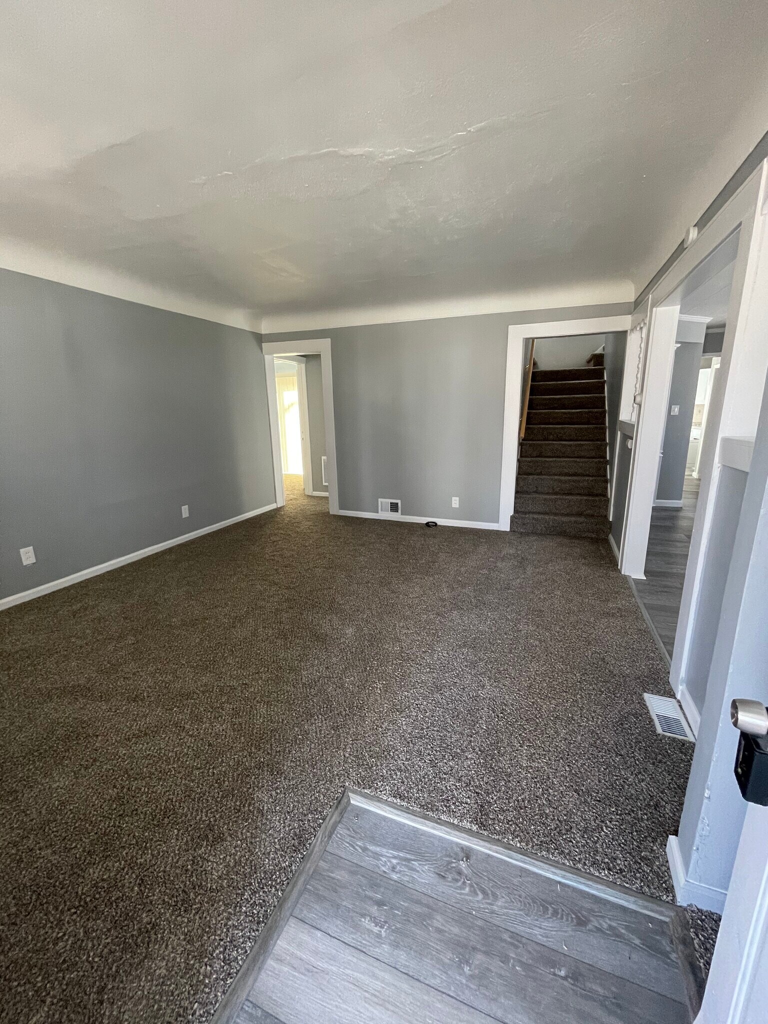 Living Room - 3411 W Mott Ave