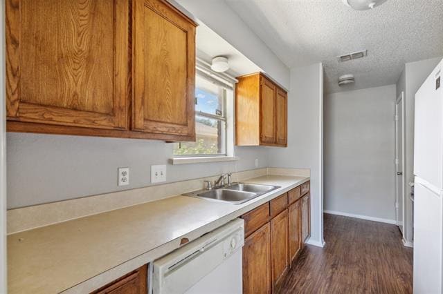 Building Photo - 2410 Lido Ln