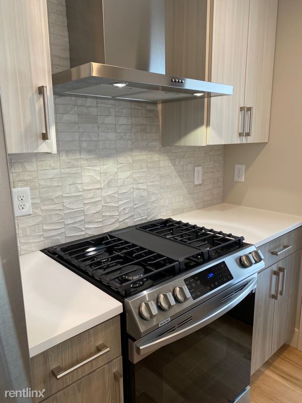 Building Photo - 2 br, 2.5 bath Townhome - 1348 Zenobia St