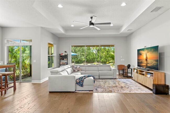 Building Photo - 31275 Spruceberry Ct