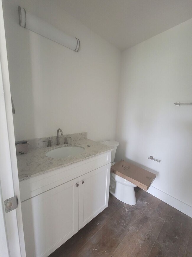 Building Photo - 2 Bedroom 2 Bath Condominium in Corolla