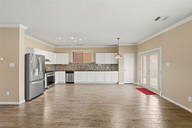 Building Photo - 15106 Turphin Way