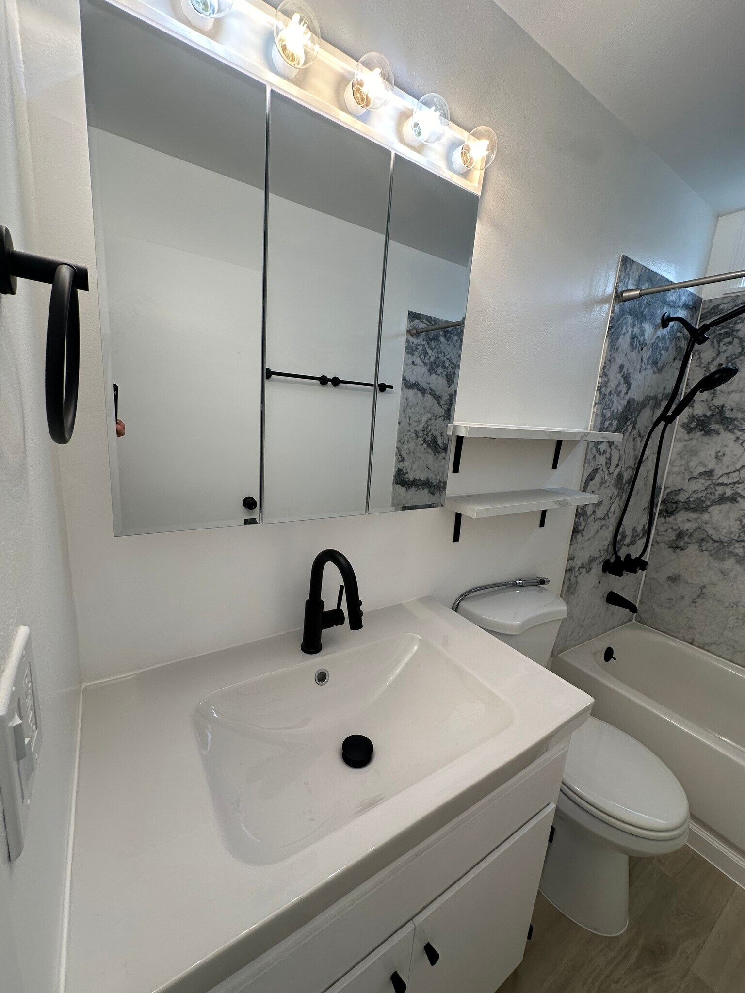 Building Photo - 2919 Fulton St