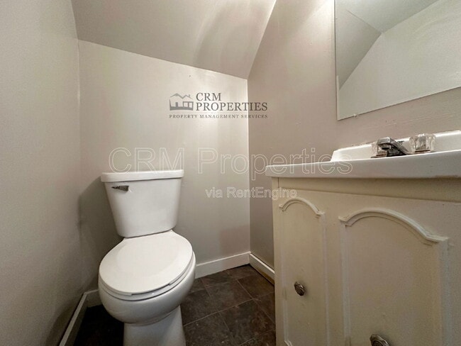 Building Photo - 1519 N Purdum St